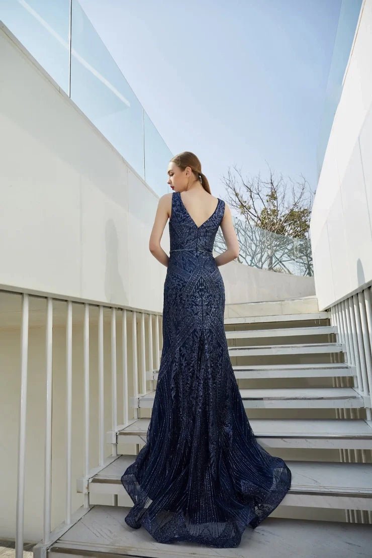 J19012 - Curated Sparkle Parlor