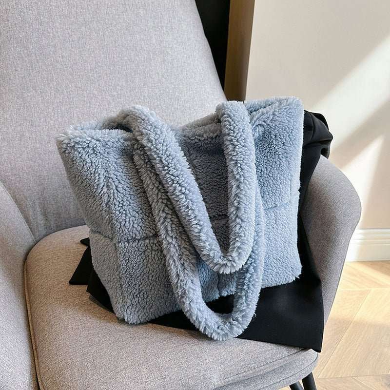 Women's Designer Luxury Plush Bag Winter Fashion Cute Tote Handbags Large Capacity Portable Single Shoulder Furry Bags - Curated Sparkle Parlor